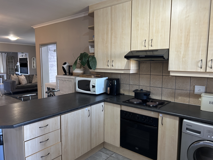 3 Bedroom Property for Sale in Brackenfell South Western Cape